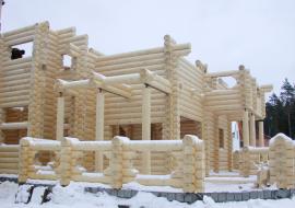 Строительство деревянного дома в зимний период
