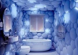 Необычный декор стен ванной комнаты