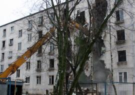 Еще одна пятиэтажка снесена в Москве
